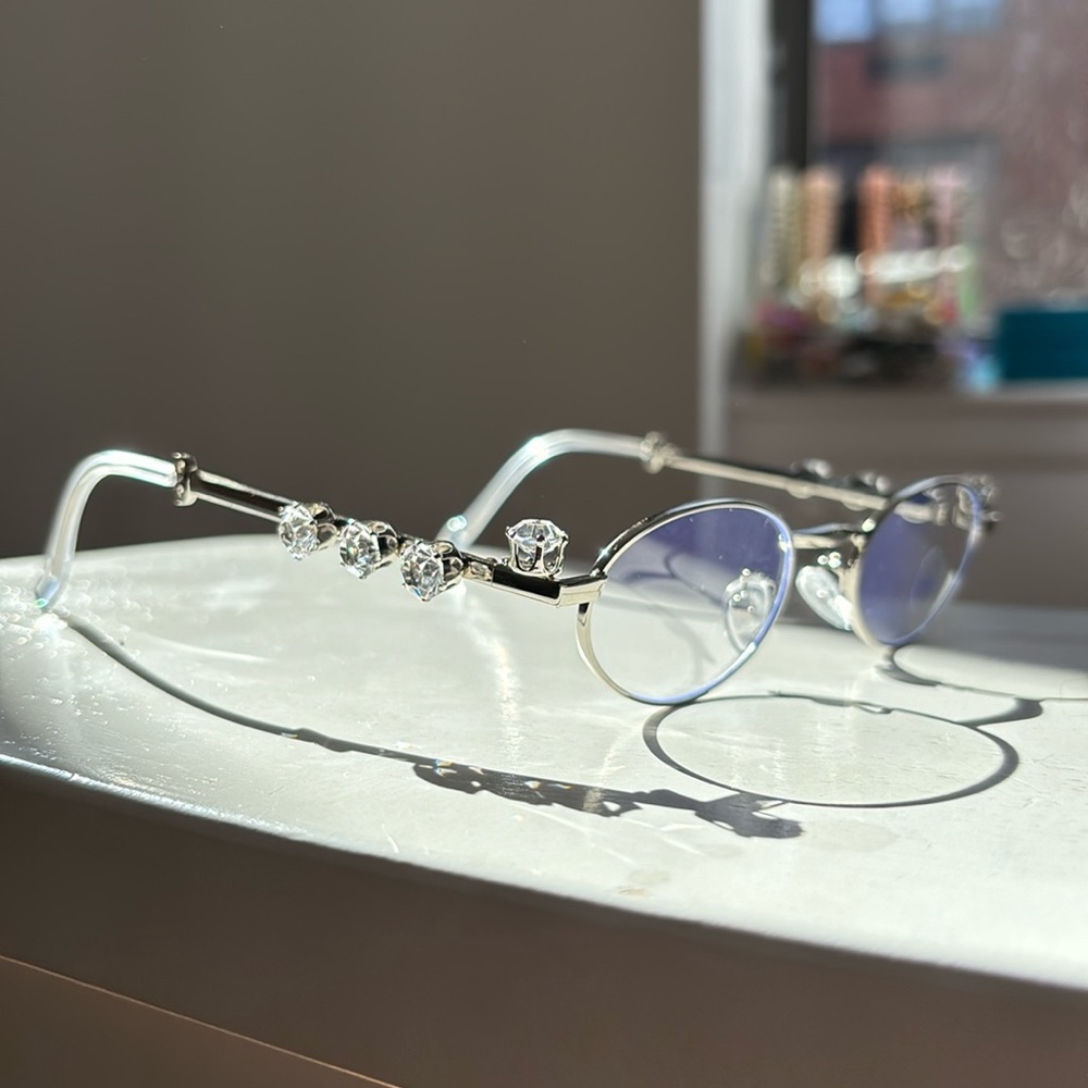 Gorgeous silver diamond lined blue light glasses